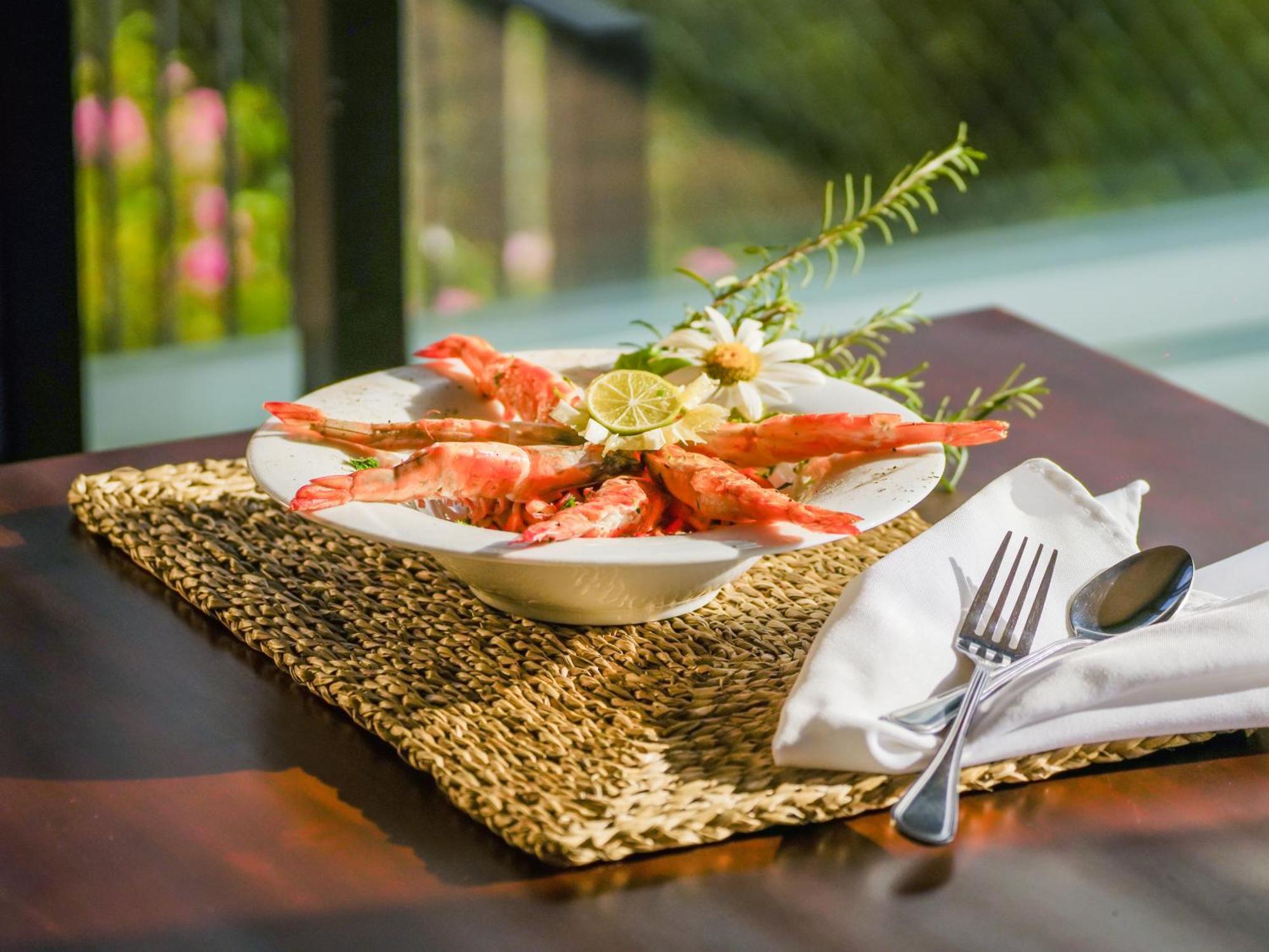 The Riverston Grand Matale Bagian luar foto