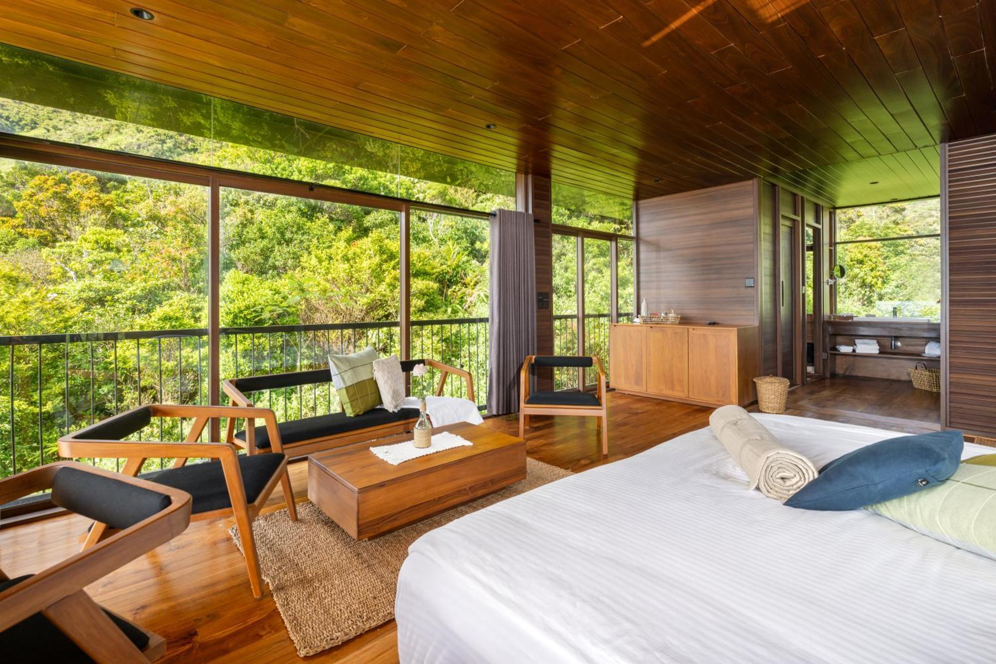 The Riverston Grand Matale Bagian luar foto