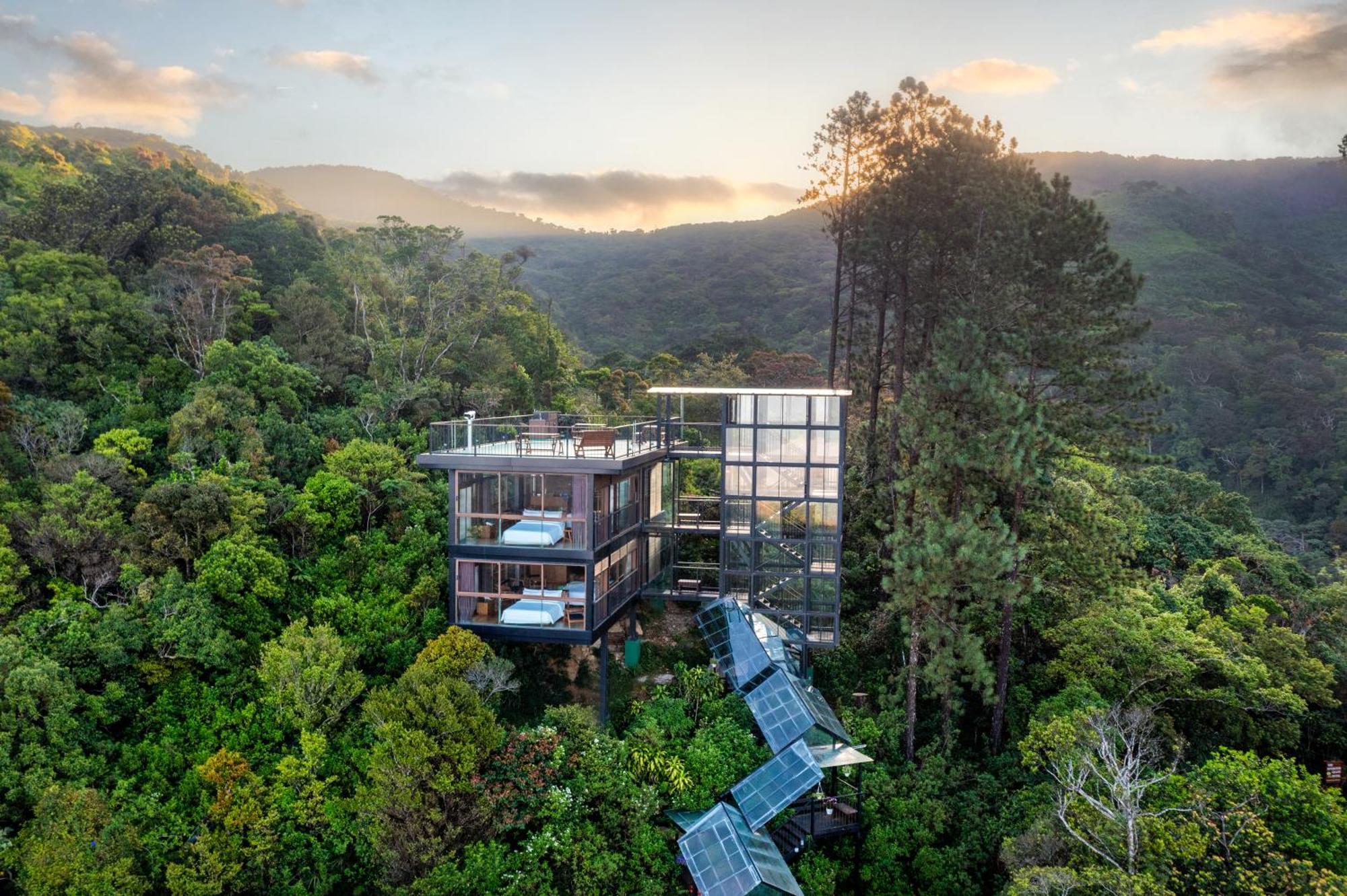The Riverston Grand Matale Bagian luar foto