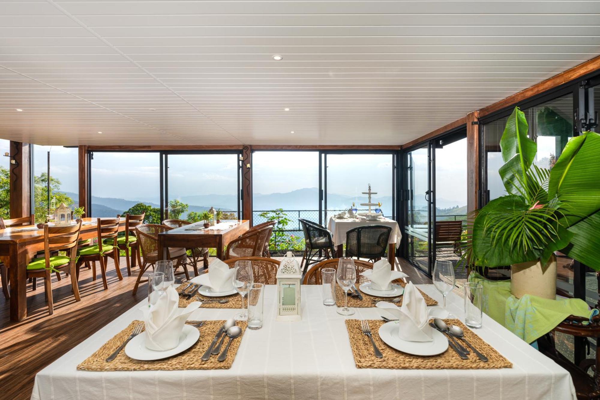 The Riverston Grand Matale Bagian luar foto